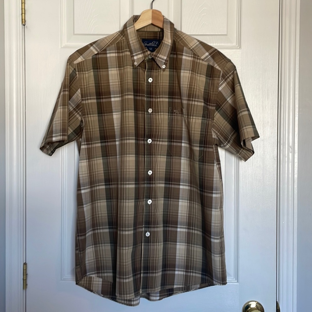 Arnold Palmer plaid button down short sleeve shirt